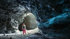 Geolog strávil dva měsíce pod zemí v jeskyni a učinil překvapivý objev, který dal vzniknout novému vědeckému oboru.